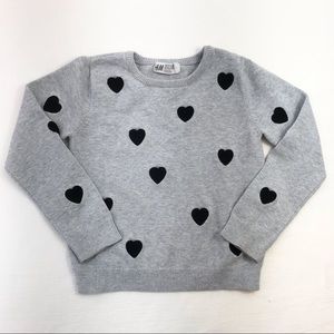 H&M Heart Sweat. Size: 4-6